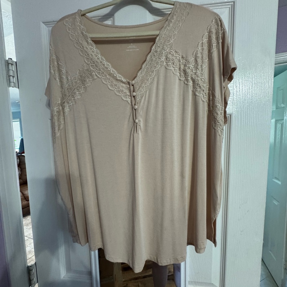 Lace-Trim V-Neck Tunic in Beige